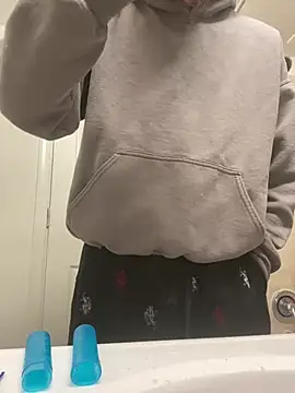 Snapshot of PerroDemonioHot chatting on 27, 2, 2025 PerroDemonioHot online show from 27, 2, 2025