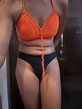 Snapshot of Charlieangel01 chatting on 14, 11, 2025 Charlieangel01 online show from 14, 11, 2025