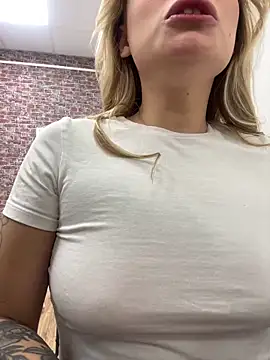 LanaSparks online show from 15, 10, 2025