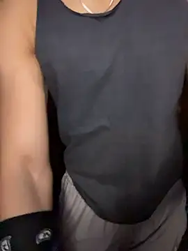 hot hunk boy online show from 14, 1, 2026