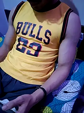 hot hunk boy online show from 8, 10, 2025