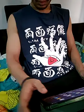 hot hunk boy online show from 17, 9, 2025