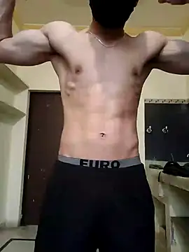 hot hunk boy online show from 19, 1, 2025