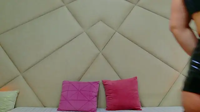 ChloeFrost online show from 12, 2, 2026