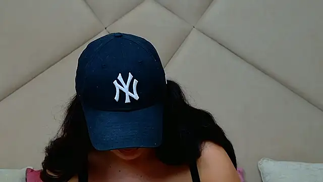 Snapshot of ChloeFrost chatting on 11, 10, 2025 ChloeFrost online show from 11, 10, 2025