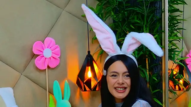 ChloeFrost online show from 4, 4, 2026