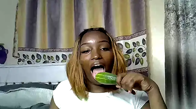 Vprettieeer online show from 3, 2, 2025