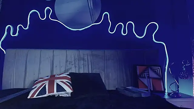 JeanneSabatier online show from 8, 3, 2026