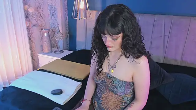 JeanneSabatier online show from 9, 10, 2025