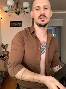 AssHunter4k online show from 18, 11, 2025