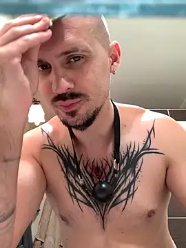 AssHunter4k online show from 28, 10, 2025