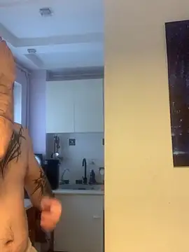 AssHunter4k online show from 5, 12, 2025