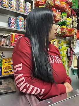 Miia Jazmin online show from 26, 11, 2025