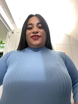 Miia Jazmin online show from 2, 10, 2025