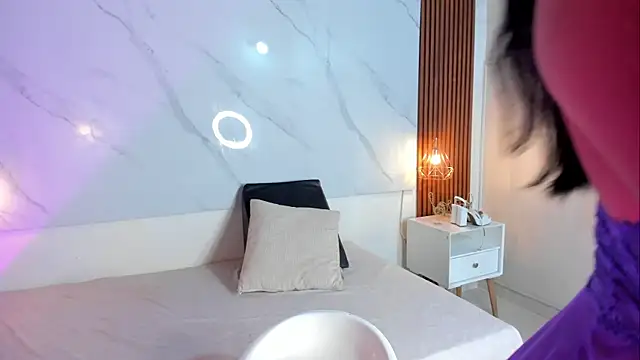 isabella zc online show from 30, 9, 2025