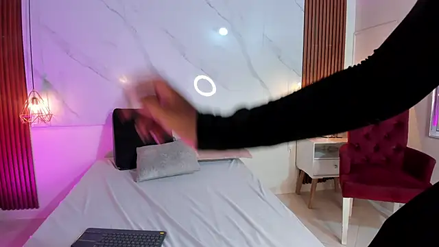 isabella zc online show from 29, 11, 2025