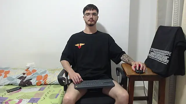 Aleex Miller online show from 18, 11, 2025