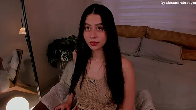 hannah brady online show from 14, 10, 2025