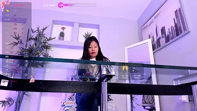 hannah howeell   online show from 28, 2, 2025