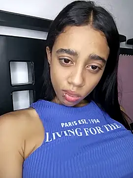 Zoe Sweett18 online show from 4, 3, 2026