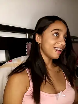 Zoe Sweett18 online show from 8, 4, 2026