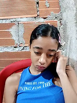 Zoe Sweett18 online show from 17, 10, 2025