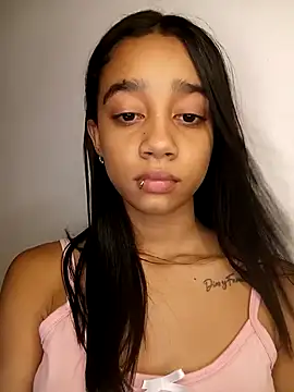 Zoe Sweett18 online show from 22, 4, 2026