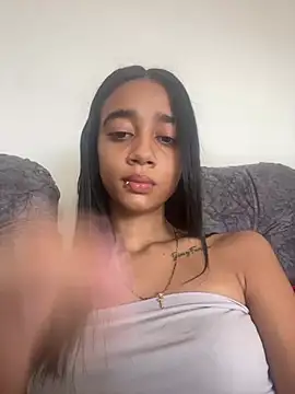 Snapshot of Zoe_Sweett18 chatting on 18, 2, 2026 Zoe Sweett18 online show from 18, 2, 2026