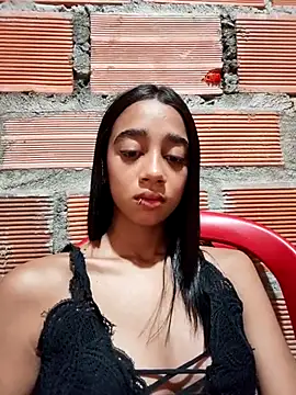 Zoe Sweett18 online show from 15, 11, 2025