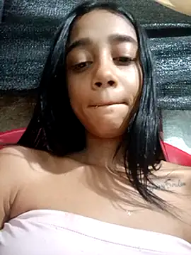 Zoe Sweett18 online show from 7, 3, 2025