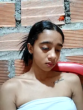 Zoe Sweett18 online show from 10, 9, 2025