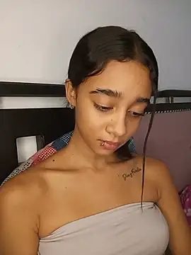 Zoe Sweett18 online show from 17, 7, 2026