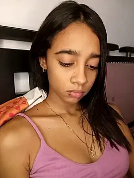 Zoe Sweett18 online show from 25, 3, 2026