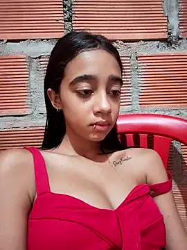 Zoe Sweett18 online show from 22, 11, 2025