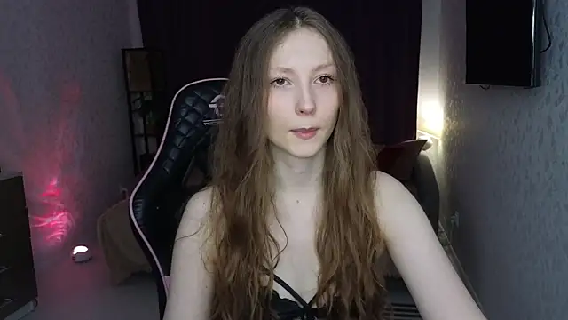 Sweeet Lilit online show from 2, 4, 2026