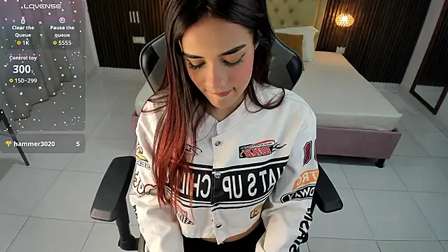 Snapshot of Lolly_18 chatting on 2, 2, 2026 Lolly 18 online show from 2, 2, 2026