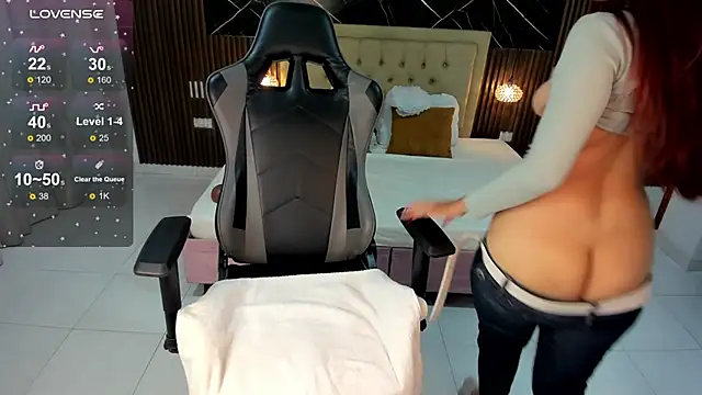 Snapshot of Lolly_18 chatting on 16, 9, 2025 Lolly 18 online show from 16, 9, 2025