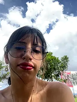 MiaFlamesxxx online show from 22, 9, 2025