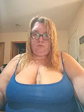 diosacurvy1984 online show from 28, 11, 2025