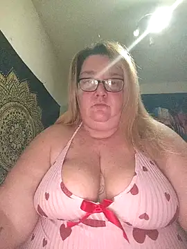 diosacurvy1984 online show from 10, 2, 2026