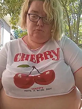 Snapshot of diosacurvy1984 chatting on 10, 6, 2026 diosacurvy1984 online show from 10, 6, 2026