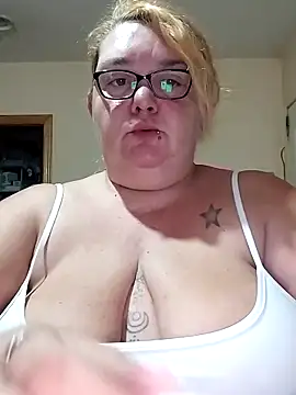 diosacurvy1984 online show from 3, 11, 2025