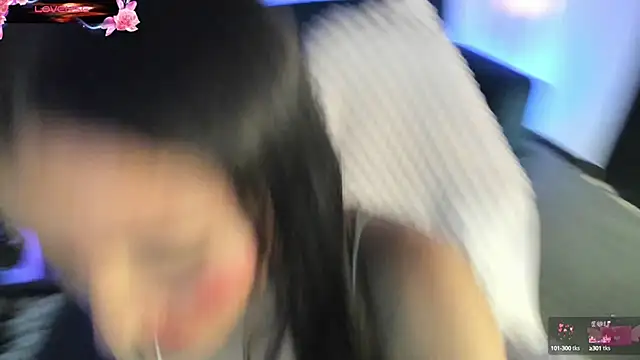 VioletParkker online show from 4, 3, 2025