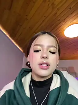 Sofia18 pinkk online show from 3, 3, 2025