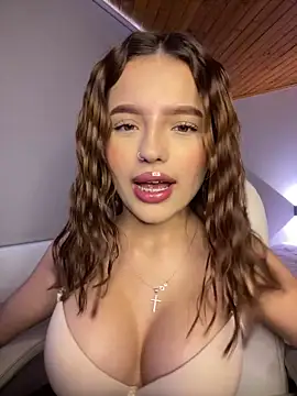 Sofia18 pinkk online show from 29, 9, 2025