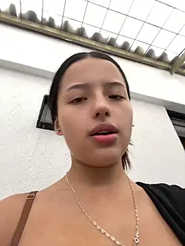 Snapshot of Sofia18_pinkk chatting on 14, 6, 2026 Sofia18 pinkk online show from 14, 6, 2026