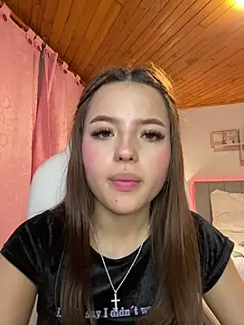 Sofia18 pinkk online show from 1, 3, 2025