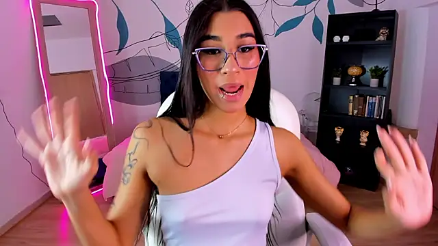 Dana Paula online show from 4, 12, 2025