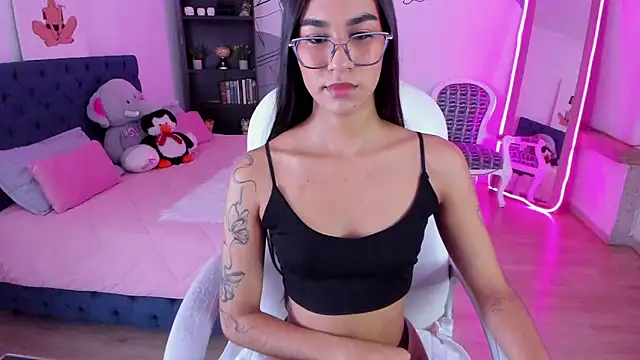 Snapshot of Dana_Paula chatting on 17, 6, 2026 Dana Paula online show from 17, 6, 2026