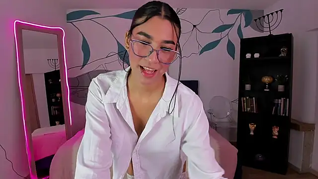 Dana Paula online show from 7, 11, 2025